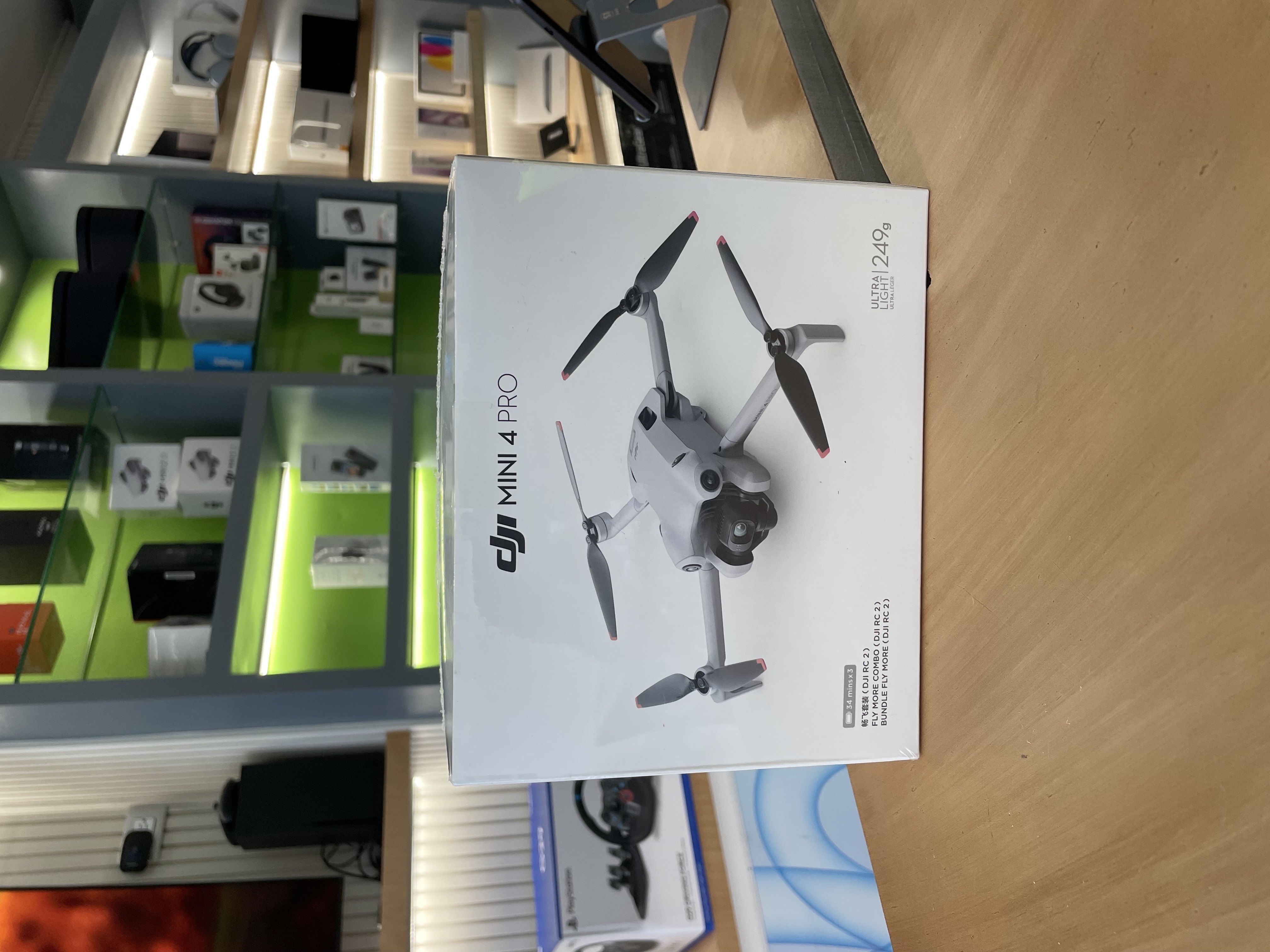 accesorios para electronica - DRON DJI MINI 4 PRO FLY MORE COMBO  1