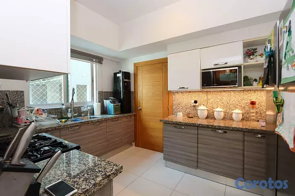 apartamentos - Vendo apartamento en Piantini. 2