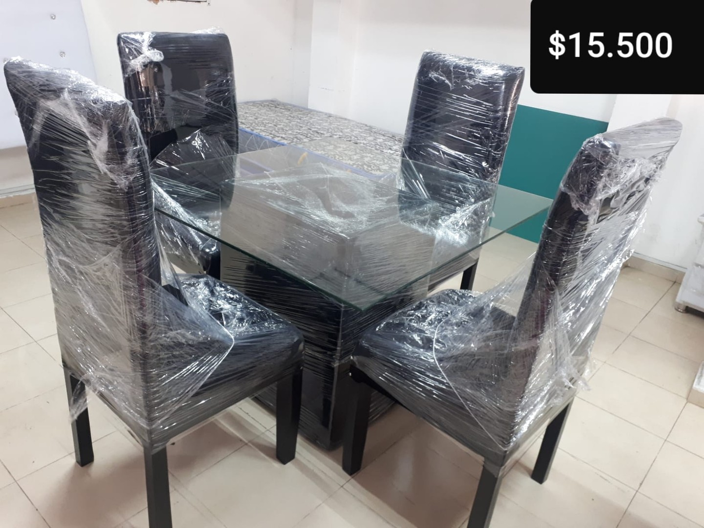 muebles y colchones - Comedor 4 Sillas Negro y Gris
 0