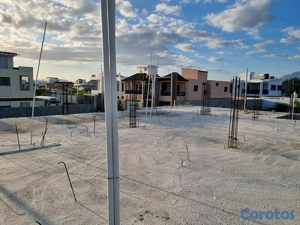 apartamentos - EDIFICIO PARA 4 APARTAMENTOS.DOS APARTAMENTOS LISTOS.PLANO APROBADO  9
