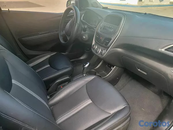 carros - chevolet spark 2019 9