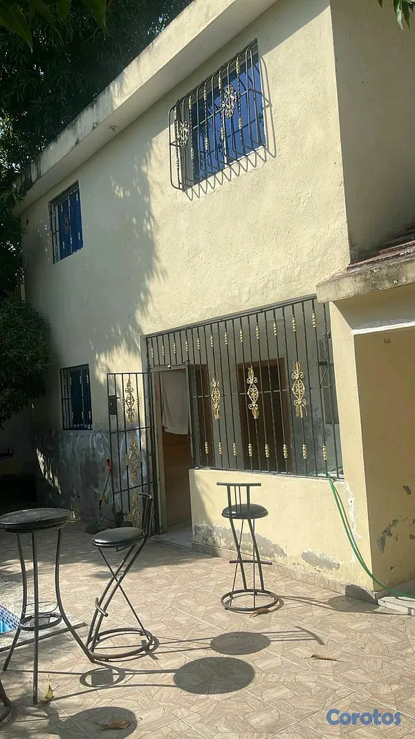 casas - casa de dos niveles con piscina en Res. Arismar Santo Domingo Este. 19
