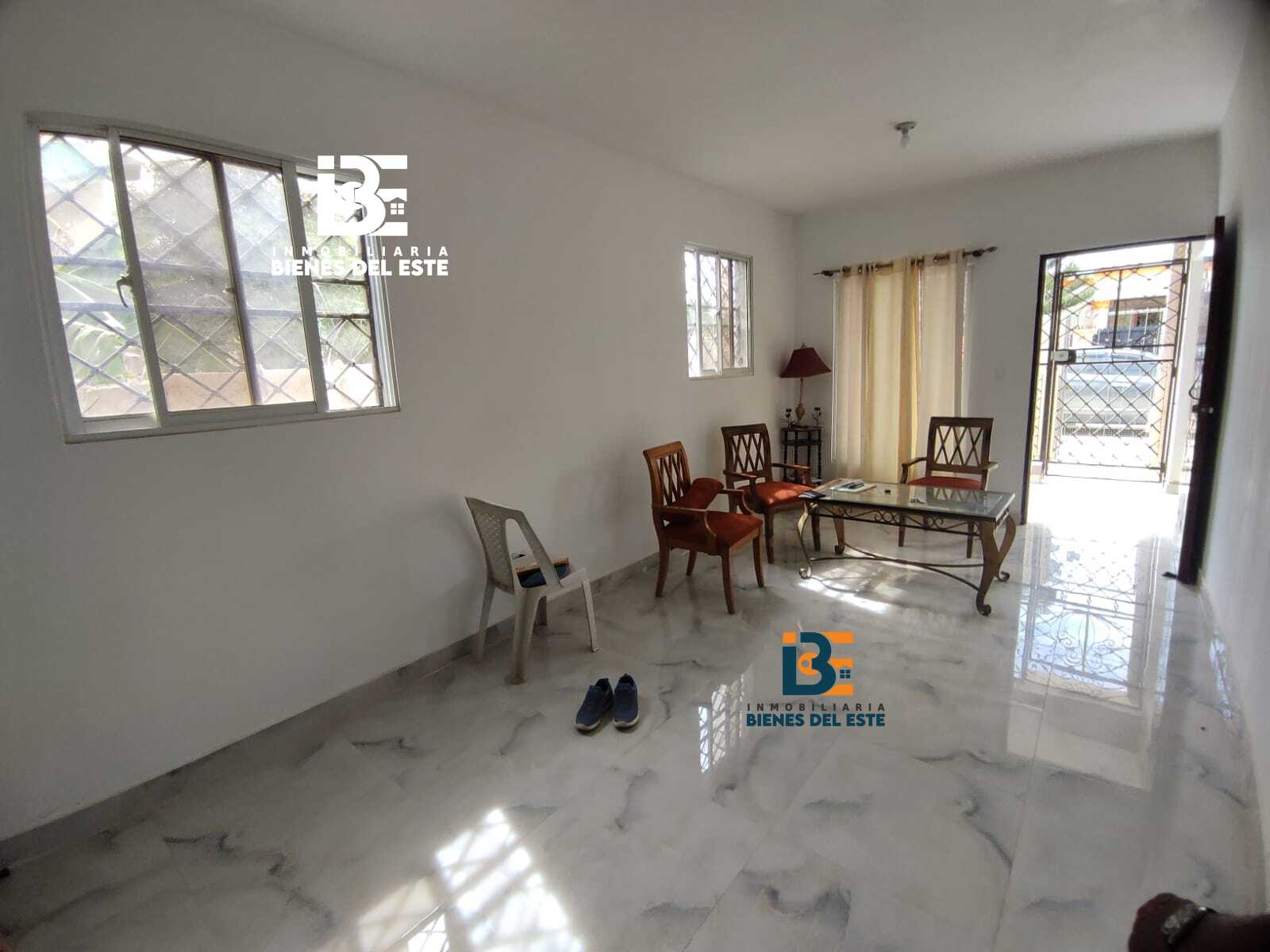 casas - Oportunidad Casa, Marquesina Doble en Villa Cesari 1