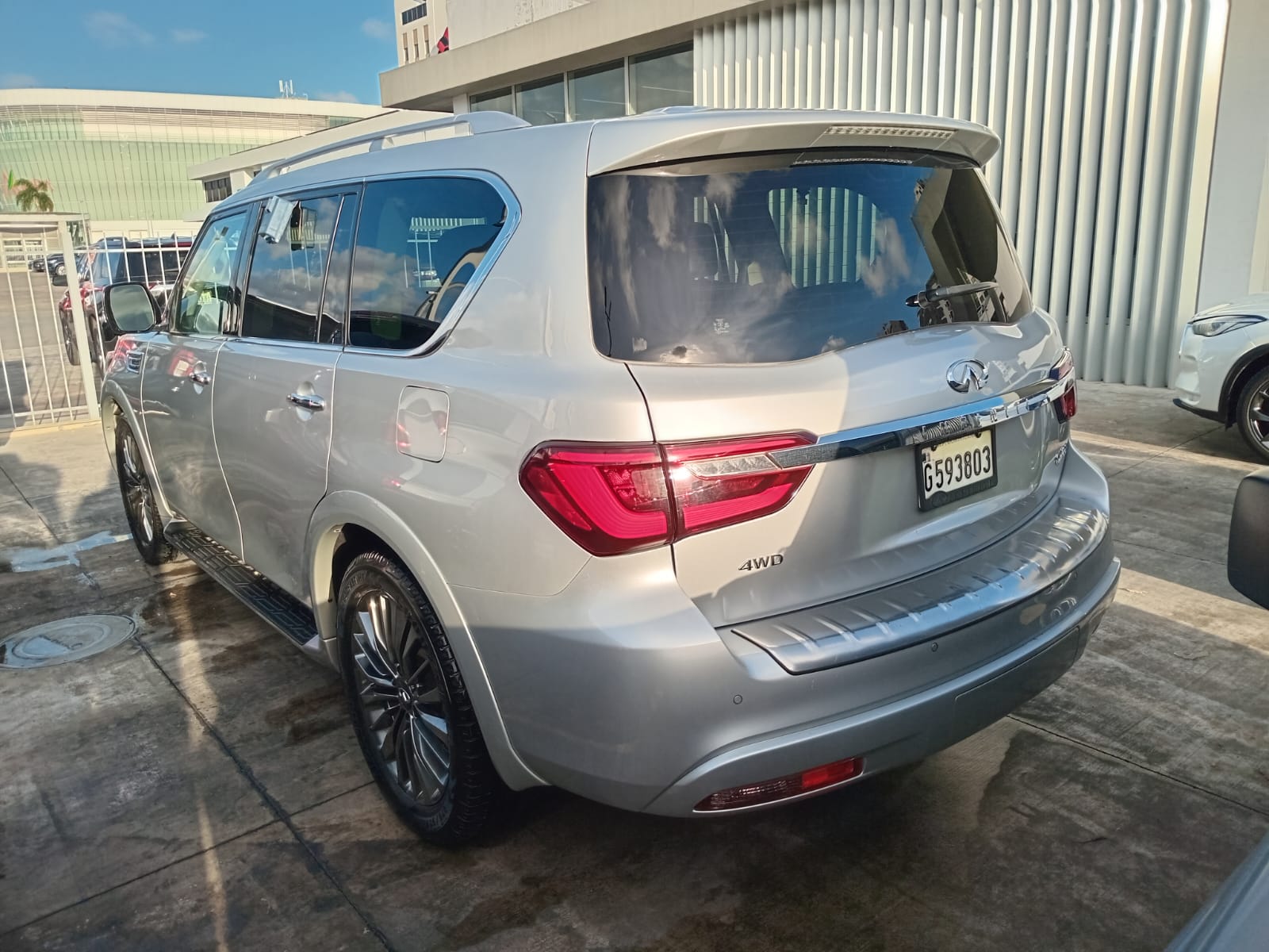 jeepetas y camionetas - Infiniti QX-80 2022 6