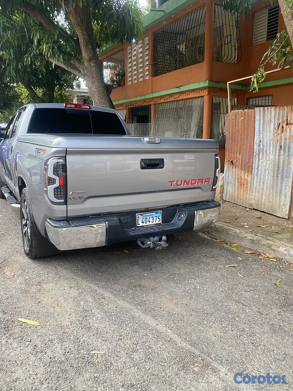 jeepetas y camionetas - Toyota tundra nítida  3
