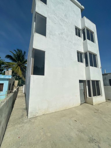 apartamentos - Se Vende Edificio de 3 apartamentos,un apartamento por Nivel, Villa Mella 1