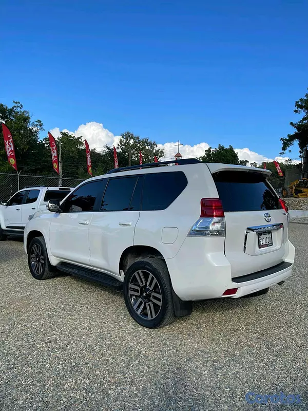 jeepetas y camionetas - Toyota land cruicer prado txl 2012 3