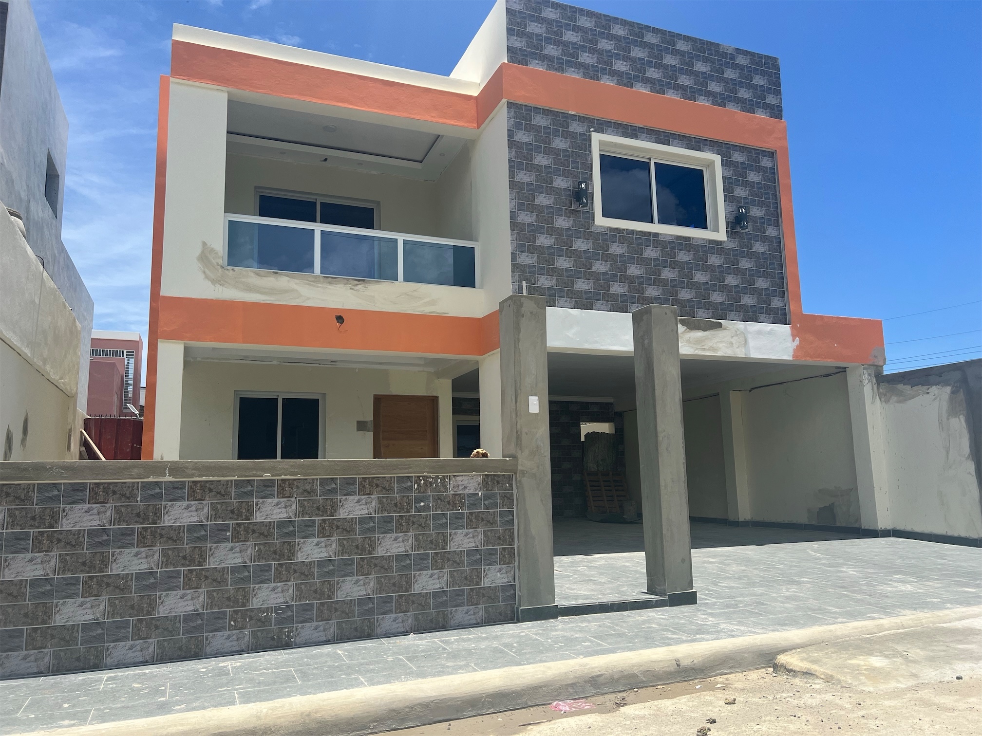 casas - Casa en la autopista de san Isidro prado oriental 0