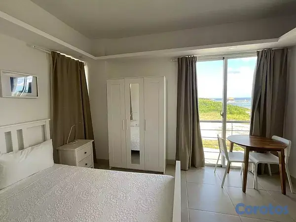 habitaciones y viviendas compartidas - La Romana - La Caleta, Hotel amueblado en ubicación premium 5