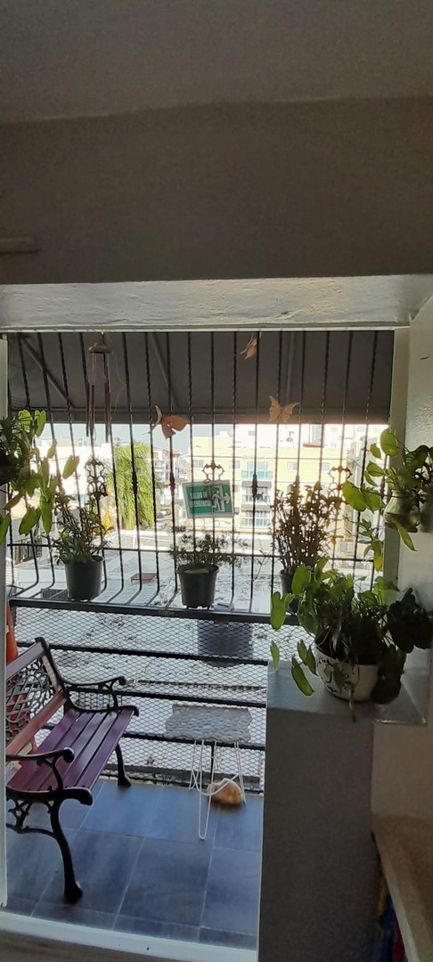 casas - Apartamento con terraza 4to piso en los Prados 
 0