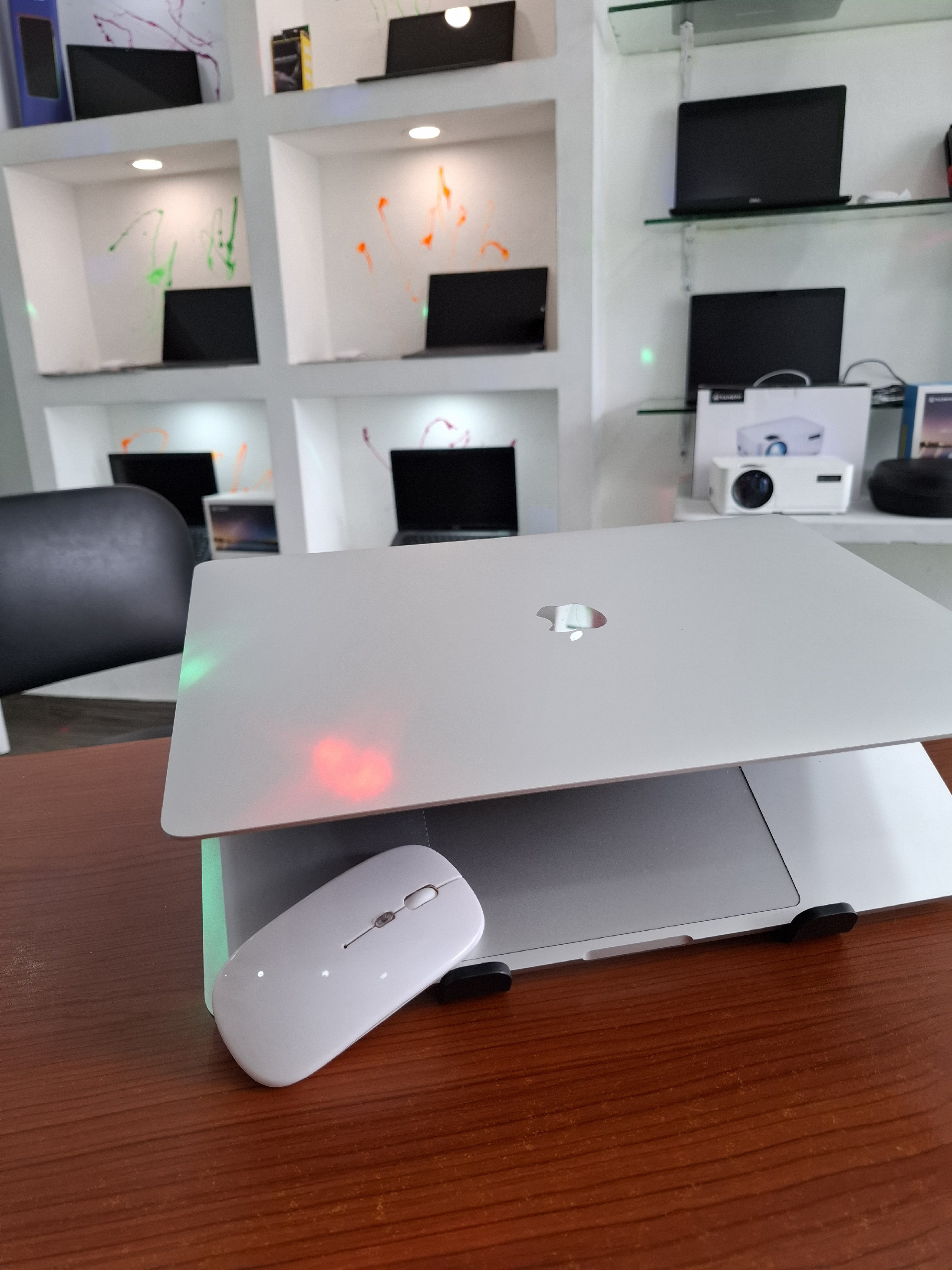 computadoras y laptops - Macbook Pro 2019 i9 64GB de ram y 1tb ssd 16 pulgadas


Somos Tienda física  5