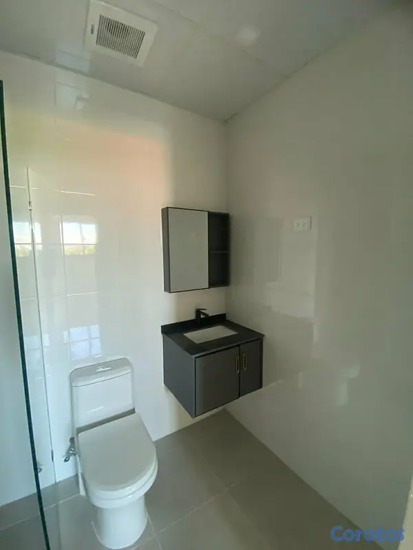 apartamentos - Apartamento familiar con una sala con ventanales p 14