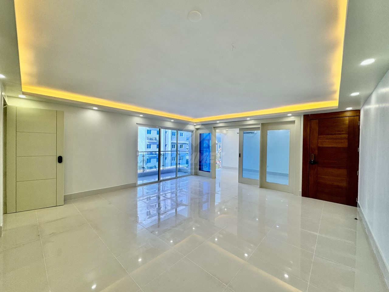 apartamentos - APARTAMENTO REMODELADO AREA SOCIAL CERRO ALTO STGO 5