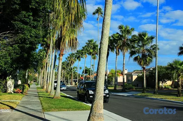 solares y terrenos - Vendo Solar en la Av. Sarasota 2