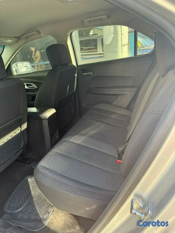 jeepetas y camionetas - CHEVROLET EQUINOX 2014 GRIS 3