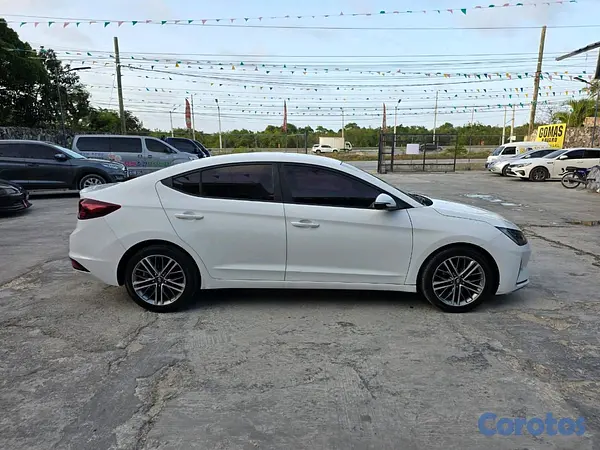 carros - hiunday avante 2020 4