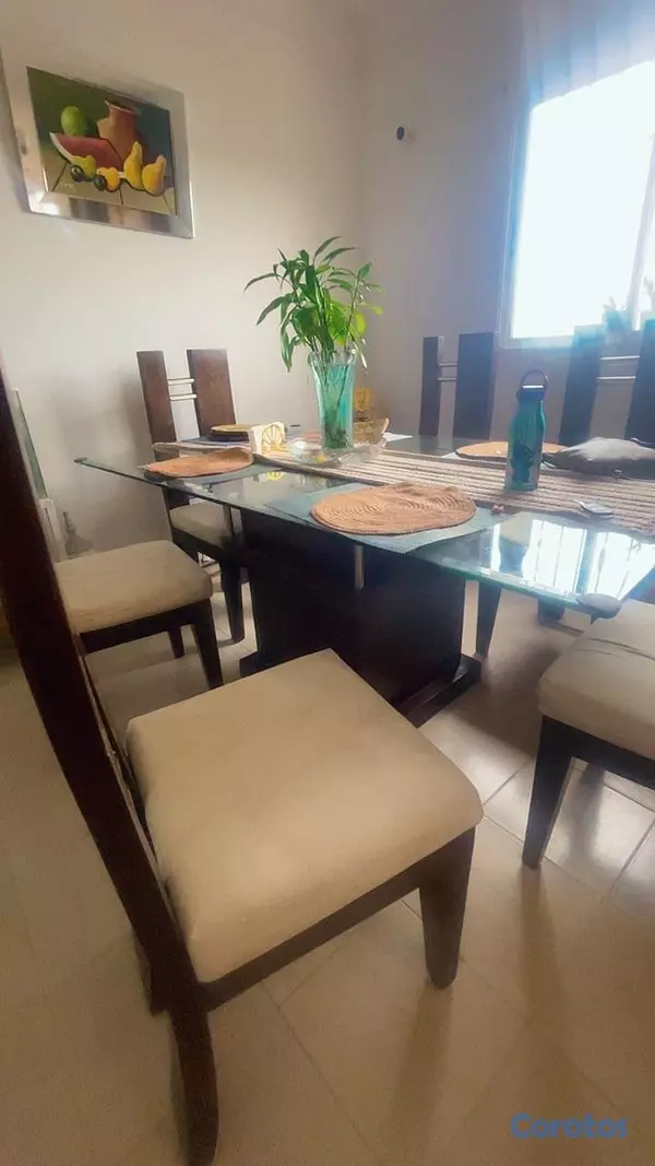muebles y colchones - Comedor de caoba, Negociable 3