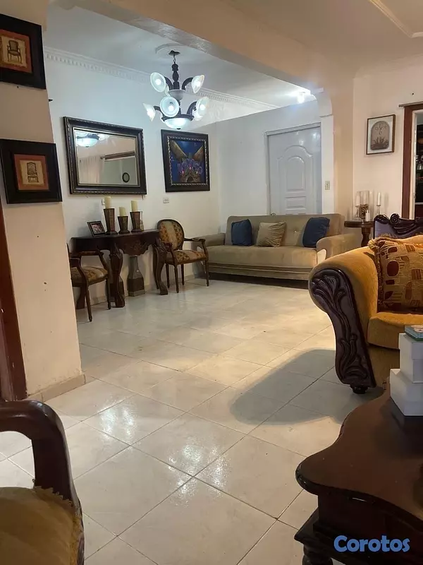 casas - venta de casa en corales del sur Santo Domingo este  4