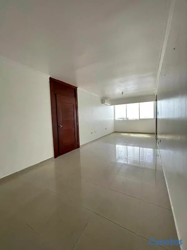 apartamentos - Vendo apartamento en Evaristo Morales. 4