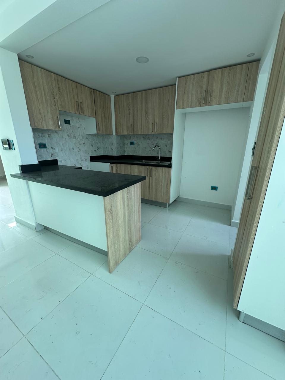 apartamentos - Apartamento de Venta en  Jardines del Yaque  5