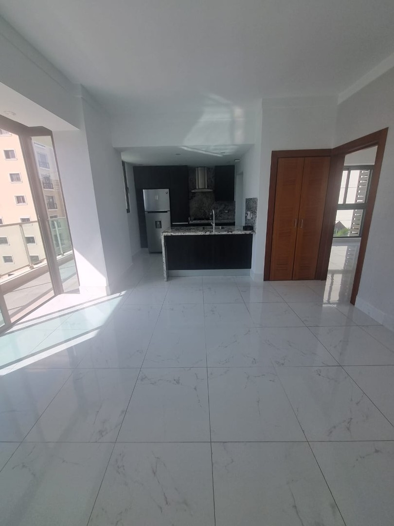 apartamentos - Apartamento con line blanca en renta en el sector de Piantini
 3