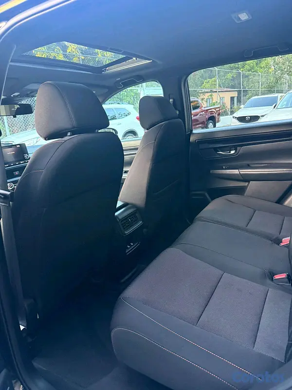 jeepetas y camionetas - Honda crv sport touring híbrida 2023 clean carfax  5