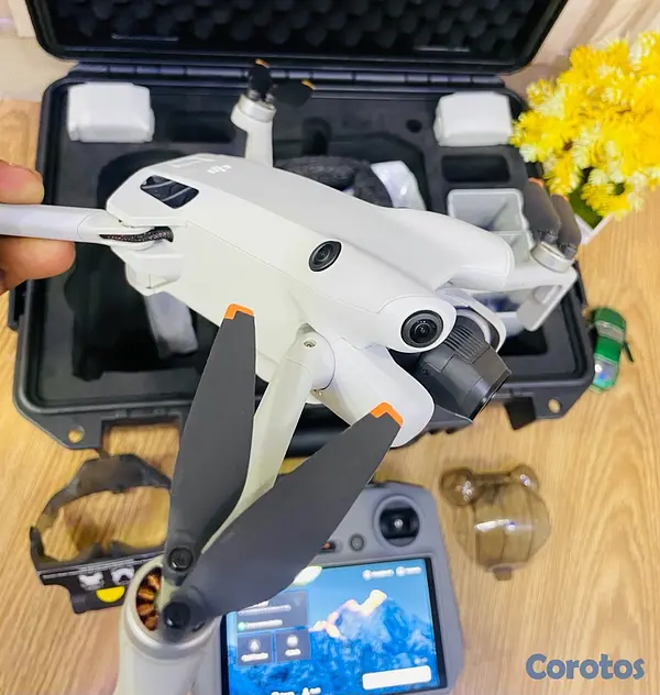 otros electronicos - 🇺🇸✨DJI MINI 4 PRO FLY MORE COMBO RC negociable ✅ 5