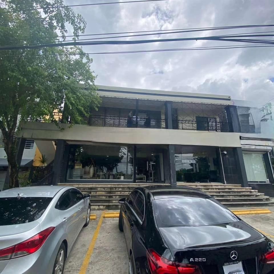 oficinas y locales comerciales - ALQUILO  OFICNA  en Viejo Arroyo VIEJO