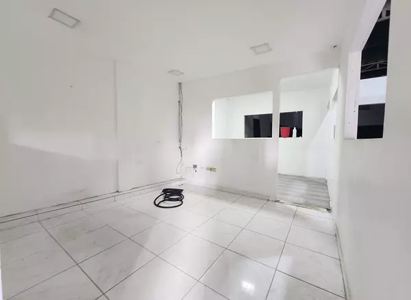 oficinas y locales comerciales - Nave en Herrera  3