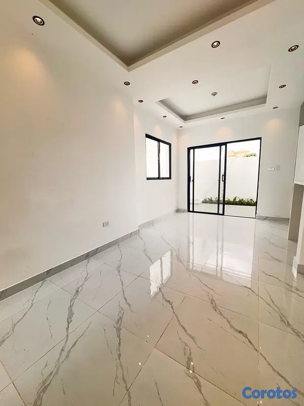 casas - venta de casa moderna en la autopista de san isidro brisa oriental  5