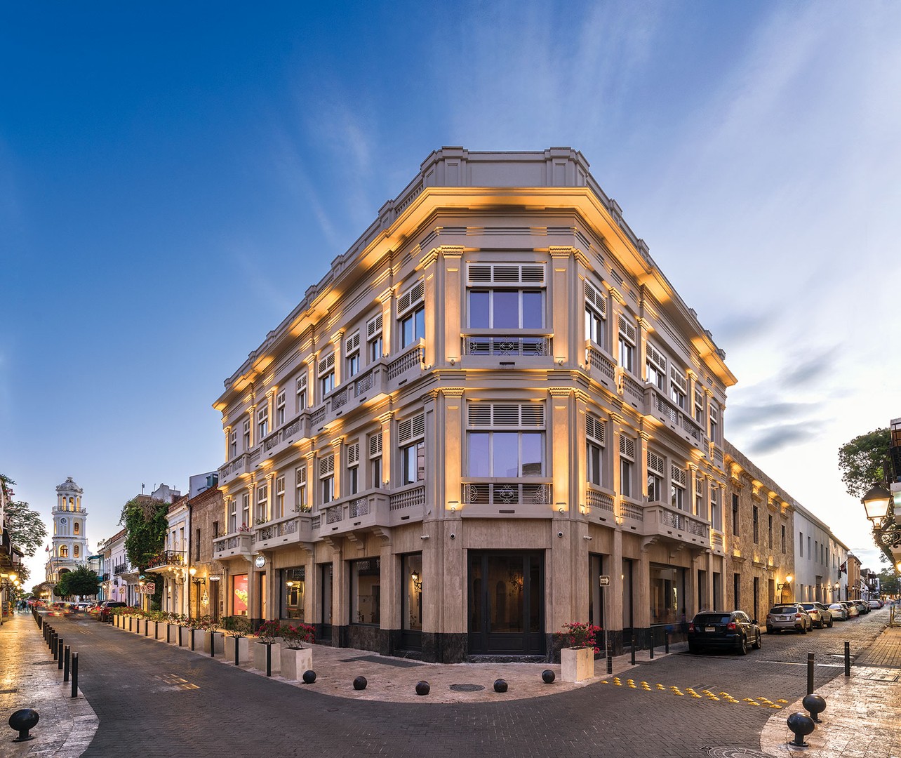 apartamentos - Apartamentos de Lujos en la Zona Colonial con Parqueos en Alquiler 0