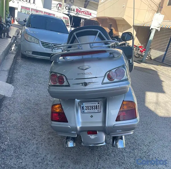 motores y pasolas - Honda Gold Wing 2006 6