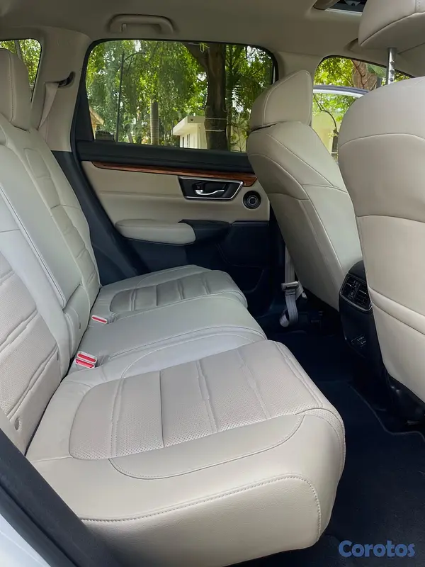 jeepetas y camionetas - Honda CRV Touring Hybrid 2022 AWD (4x4) 9