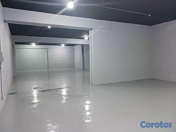 otros inmuebles - Nave en Alquiler Merca 2