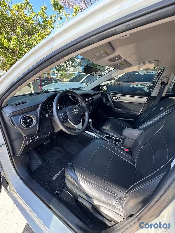 carros - Toyota Corolla LE Plus 2018 9