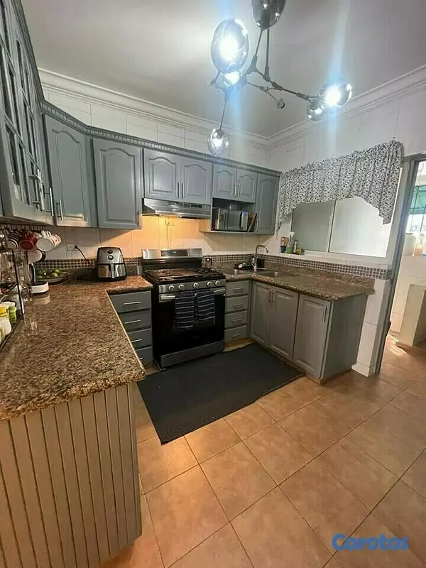 apartamentos - Departamento en Evaristo Morales de 3 dormitorio 3