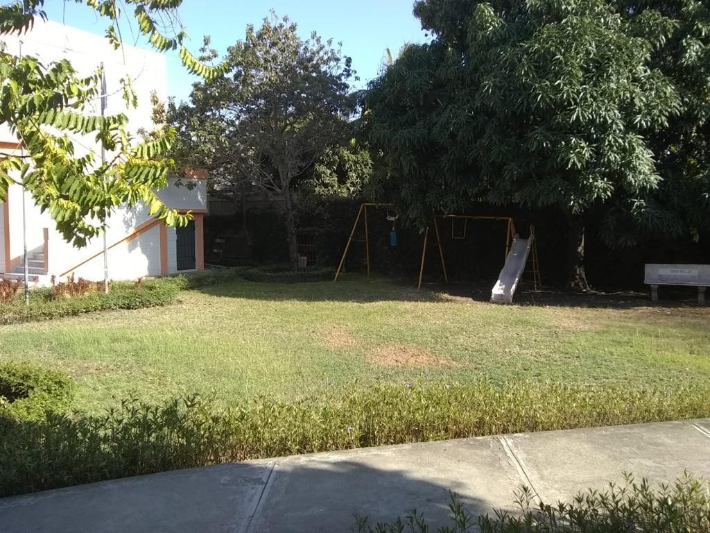 otros inmuebles - Vendo Amplio Colegio Permisos Al Día, en Urbanización Las Marías  Código: PD96 9