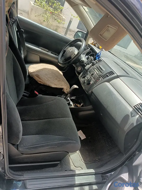 carros - VENDO NISSAN VERSA 5