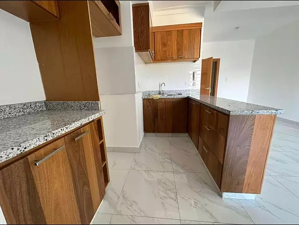 apartamentos - Vendo apartamento en la av. Independencia km 6 de  con ascensor , 1hab 8