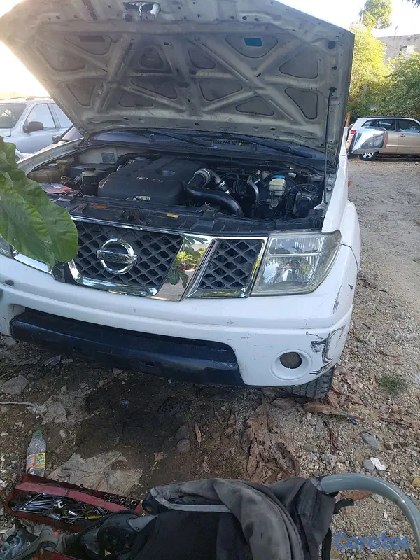 jeepetas y camionetas - Nissan Pathfinder 2006 Blanca 3