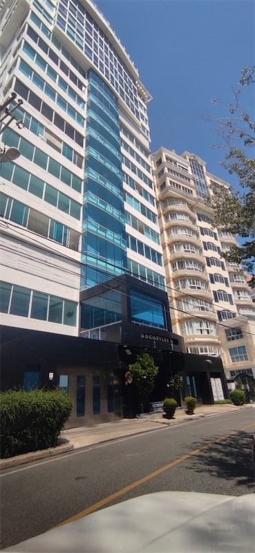 apartamentos - Venta de apartamento en los cacicazgos de 335mts Distrito Nacional piso 4 0