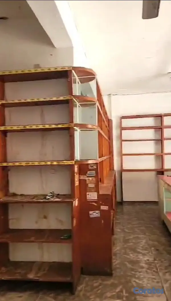 oficinas y locales comerciales - ALQUILO LOCAL PREPARADO PARA COLMADO, BUENA UBICAC 3