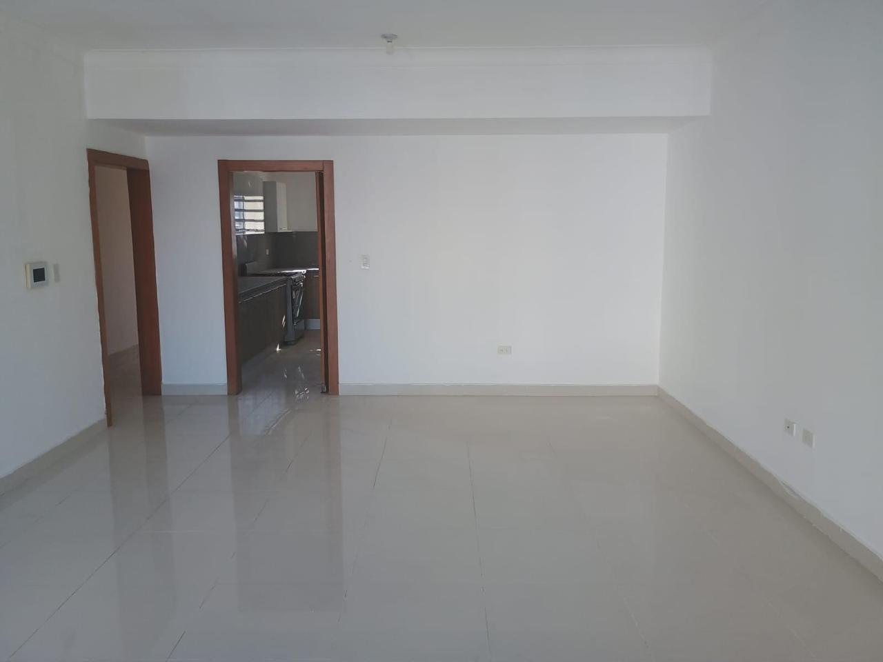 apartamentos - Apto 3 Habs.  en  LA TORRE MONARCA,  EL VERGEL, 6to PISO, 160 Mts.2, REBAJADA 2