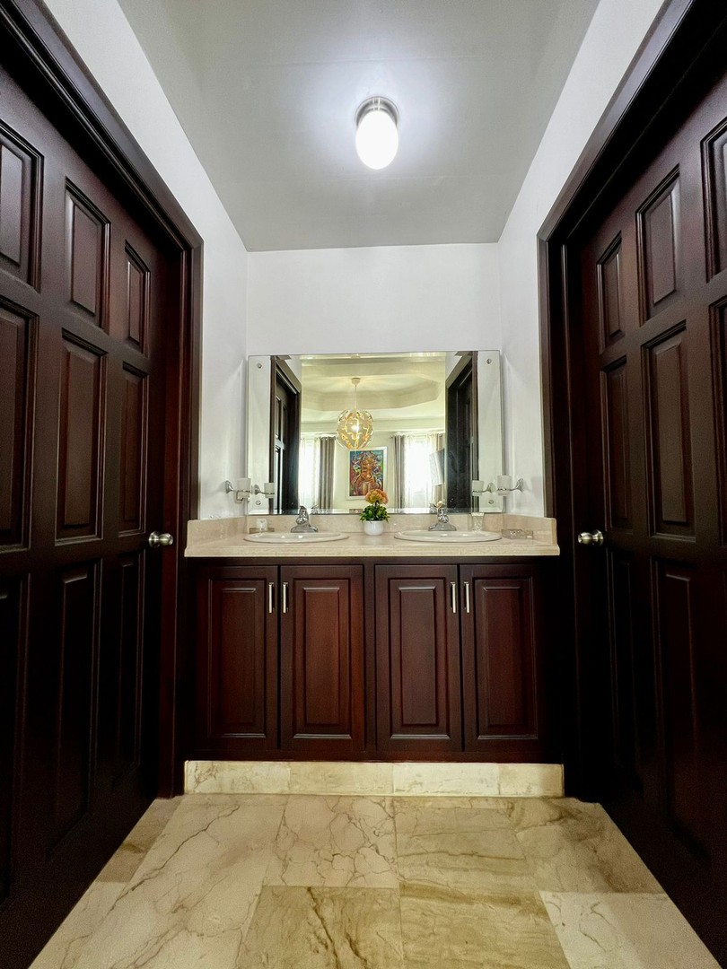 apartamentos - Hermoso Apartamento Amueblado en Zona Centrica  7