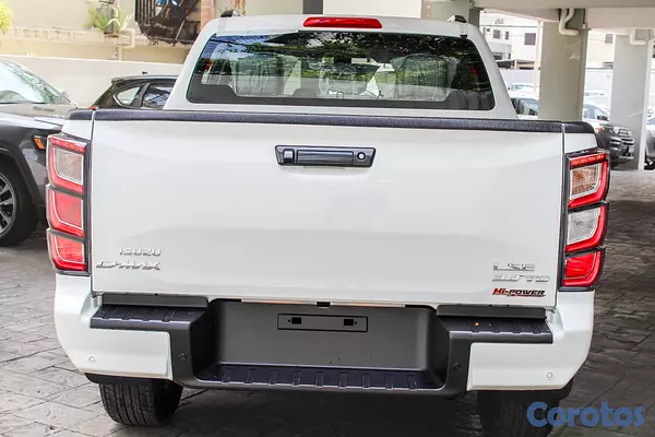 jeepetas y camionetas - Isuzu DMAX 2027 2
