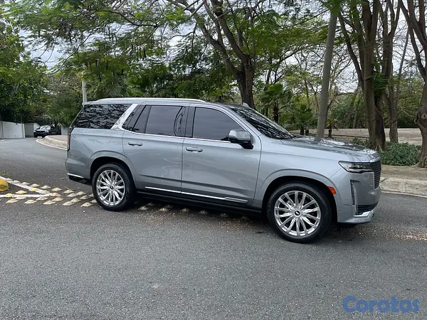 jeepetas y camionetas - Cadillac Escalade Premium Luxury 2023 3