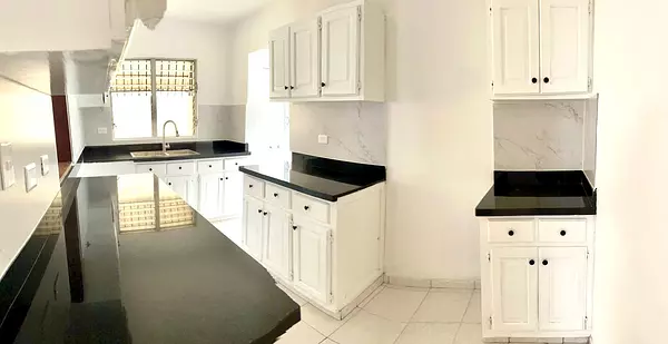 apartamentos - En alquiler: Apartamento clásico en los Cacicazgos 3