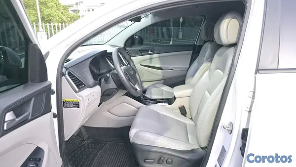 jeepetas y camionetas - Hyundai Tucson 2017 Versión Americana  7