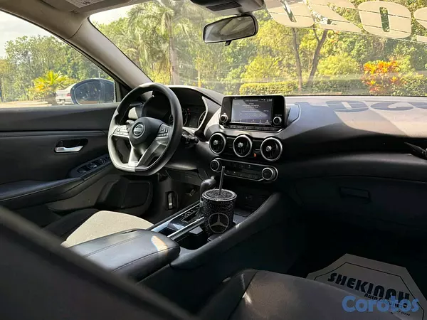 carros - Nissan sentra 2020 4