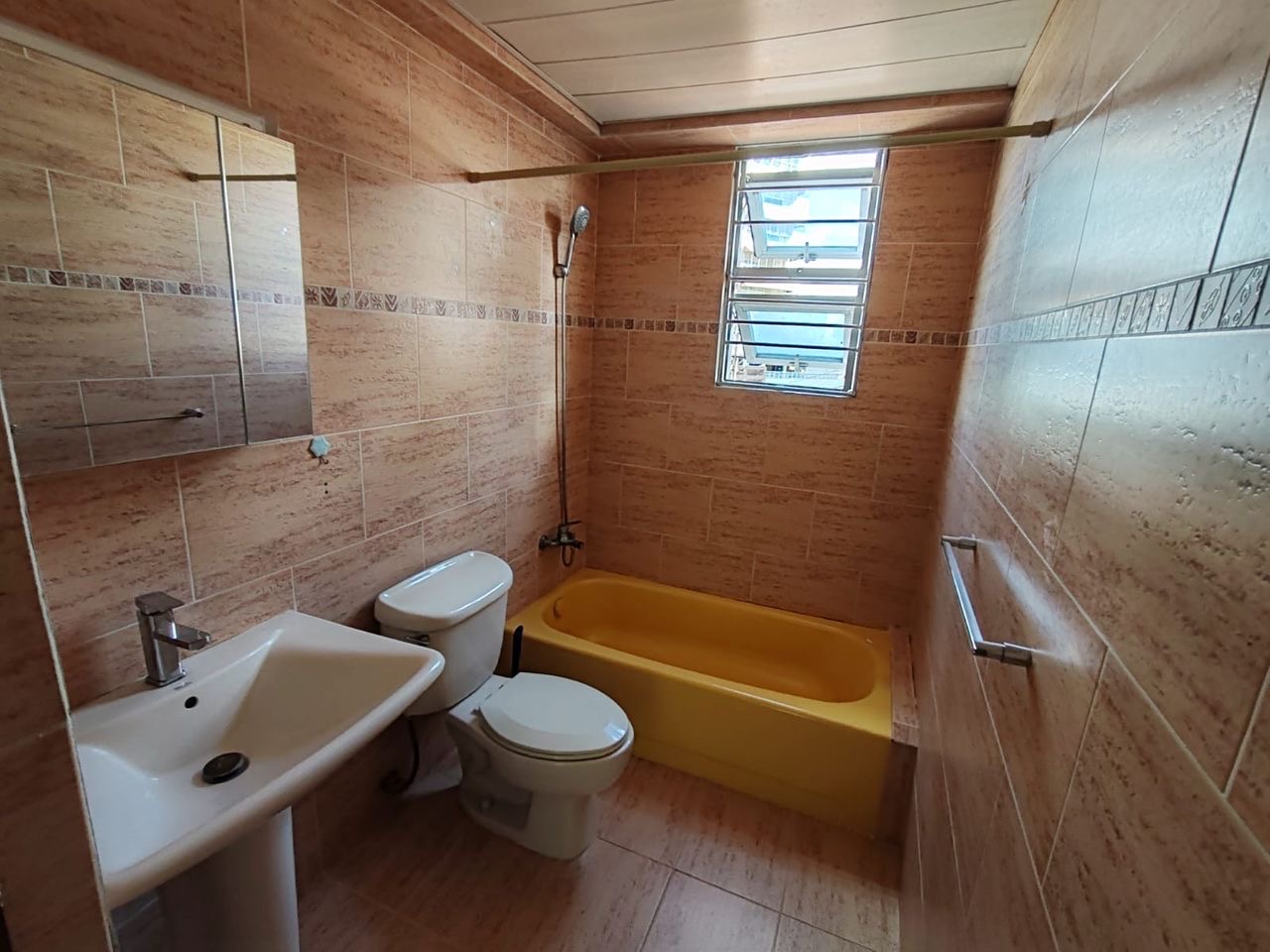 apartamentos - hermoso apartamento en una zona céntrica y tranquila en el renacimiento  5